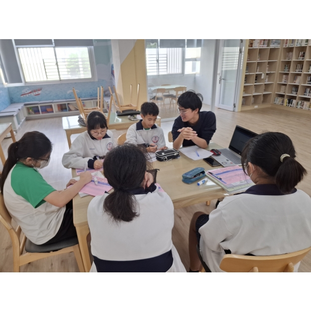 English Corner Team Exercise with Jack Tan