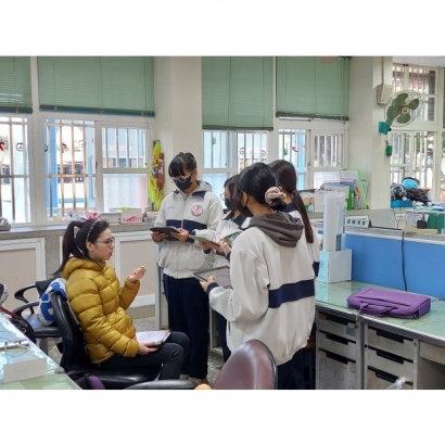 LINE_ALBUM_Anna課外時間各組指導_250109_5.jpg
