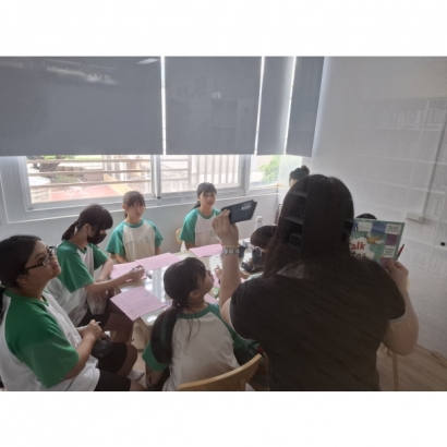 English Corner with Class Groups